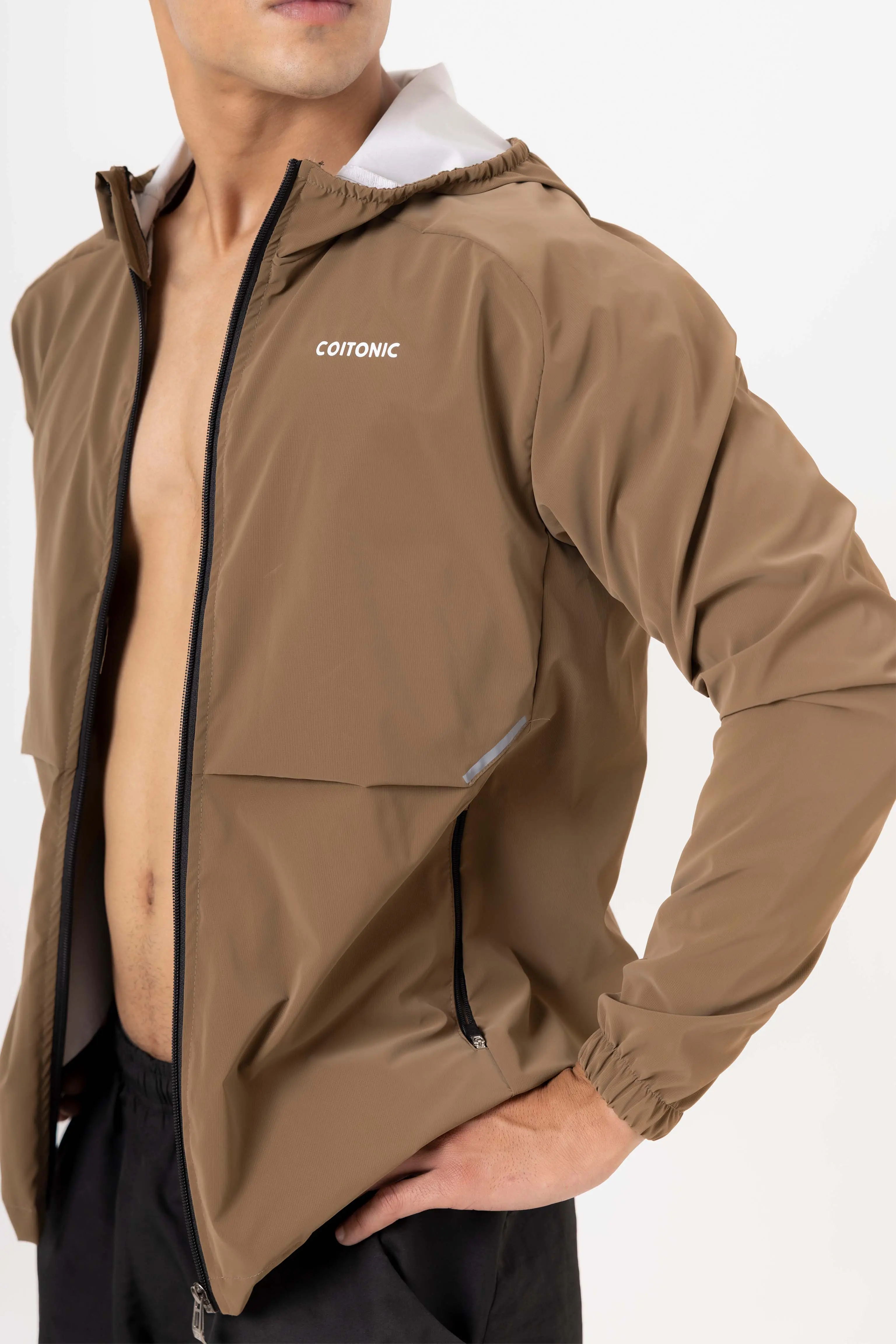 Aero Core Wind Cheater Jacket - Image 20