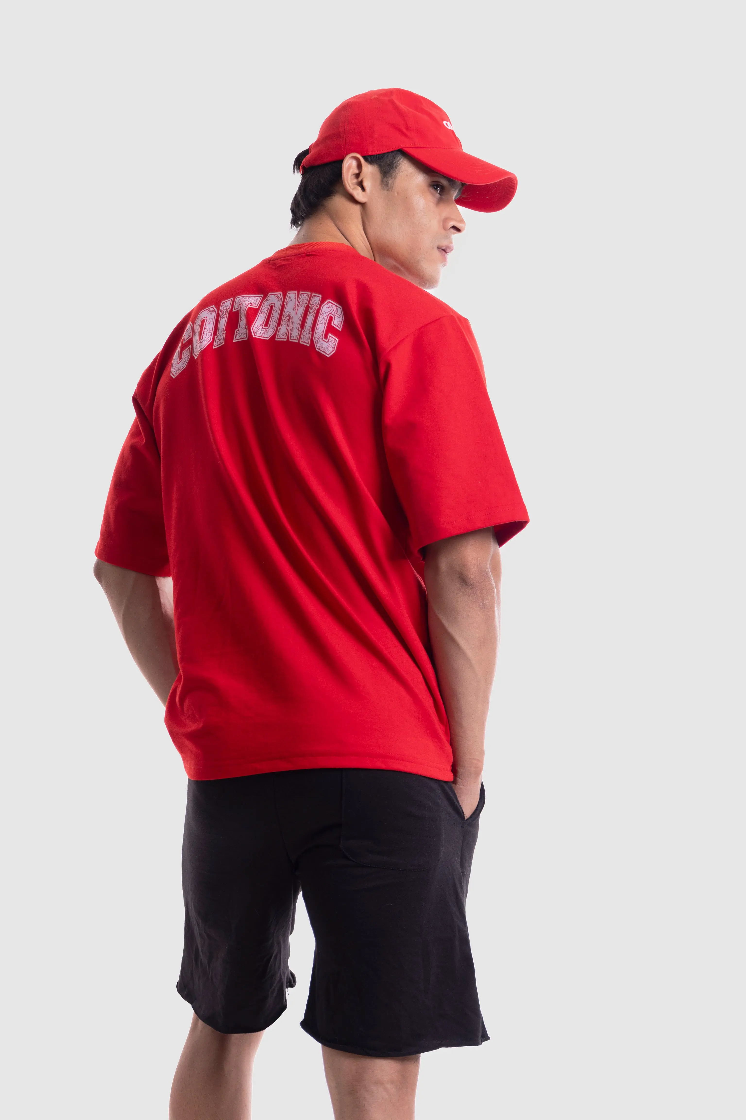 Bold Arc Oversized T-shirt - Image 4