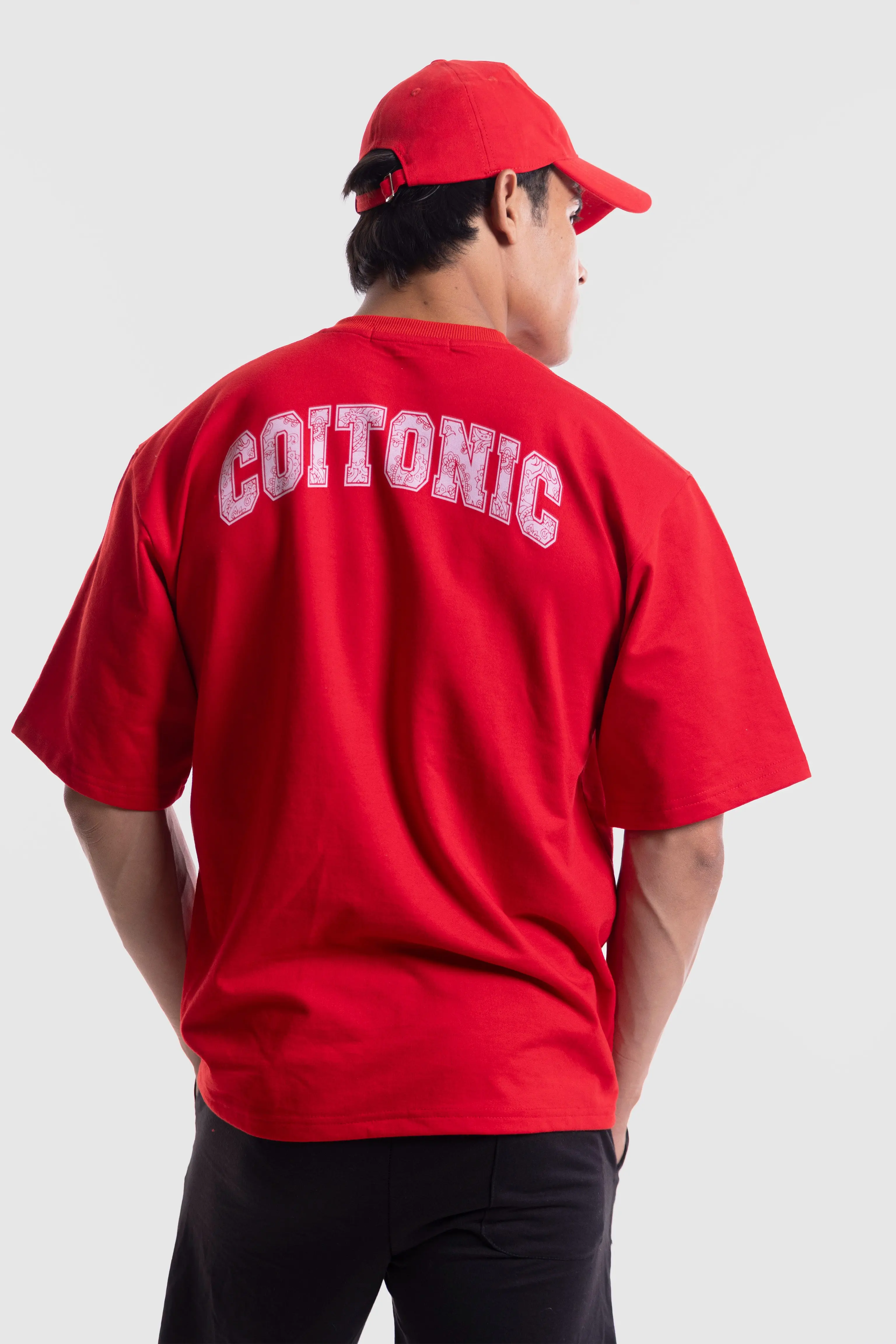 Bold Arc Oversized T-shirt - Image 6