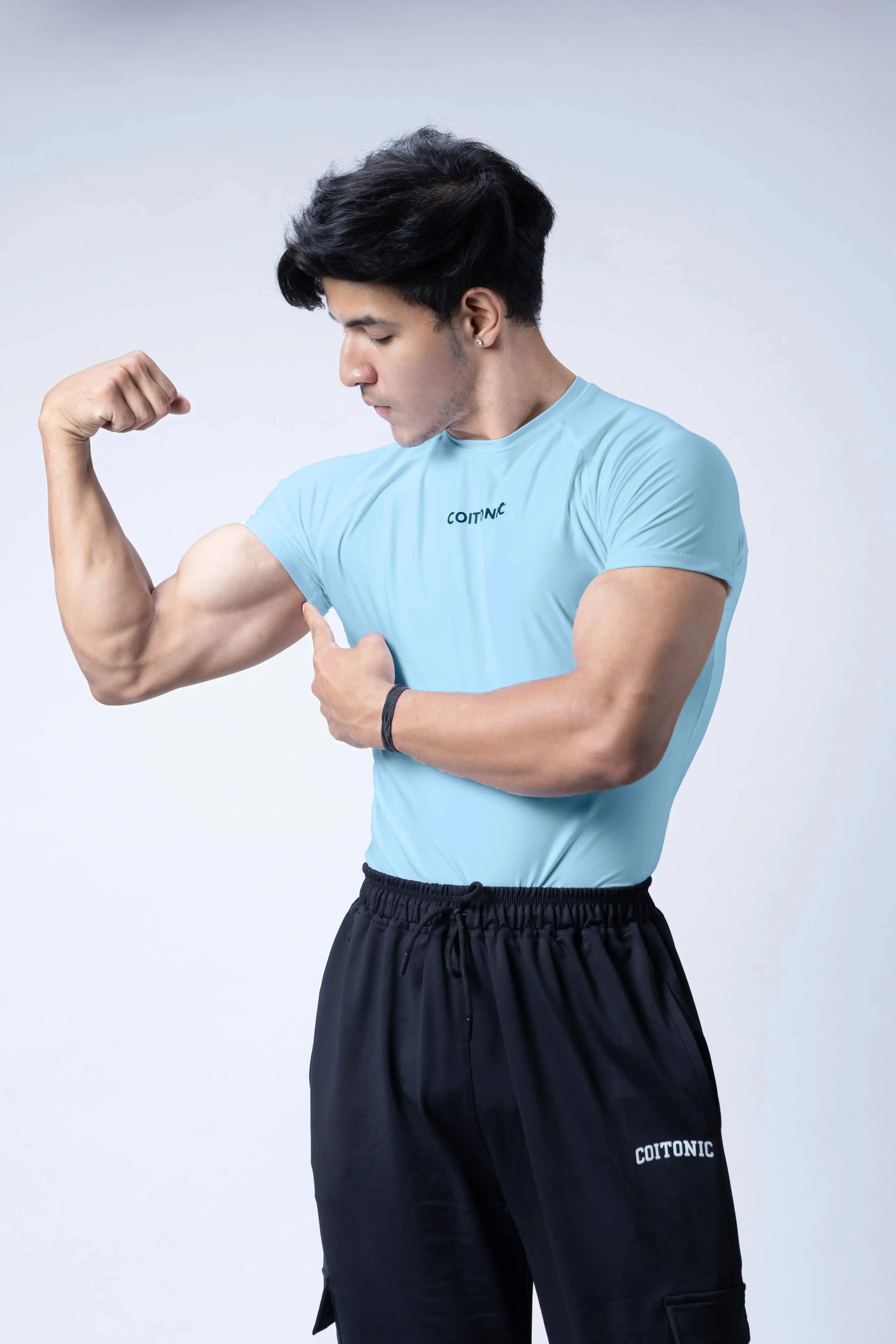 Compression Half Sleeves T-shirt - Image 18
