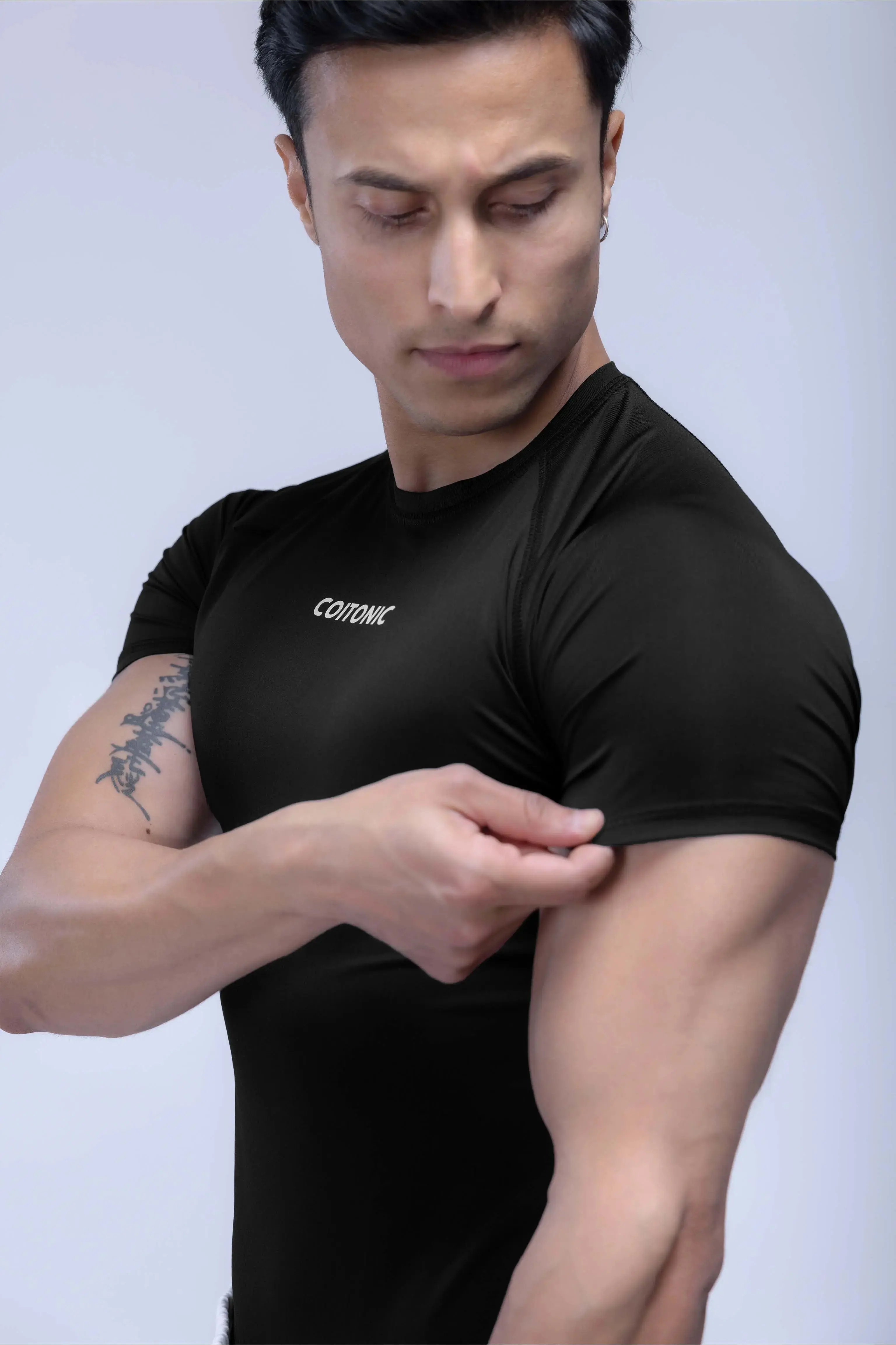 Compression Half Sleeves T-shirt - Image 80