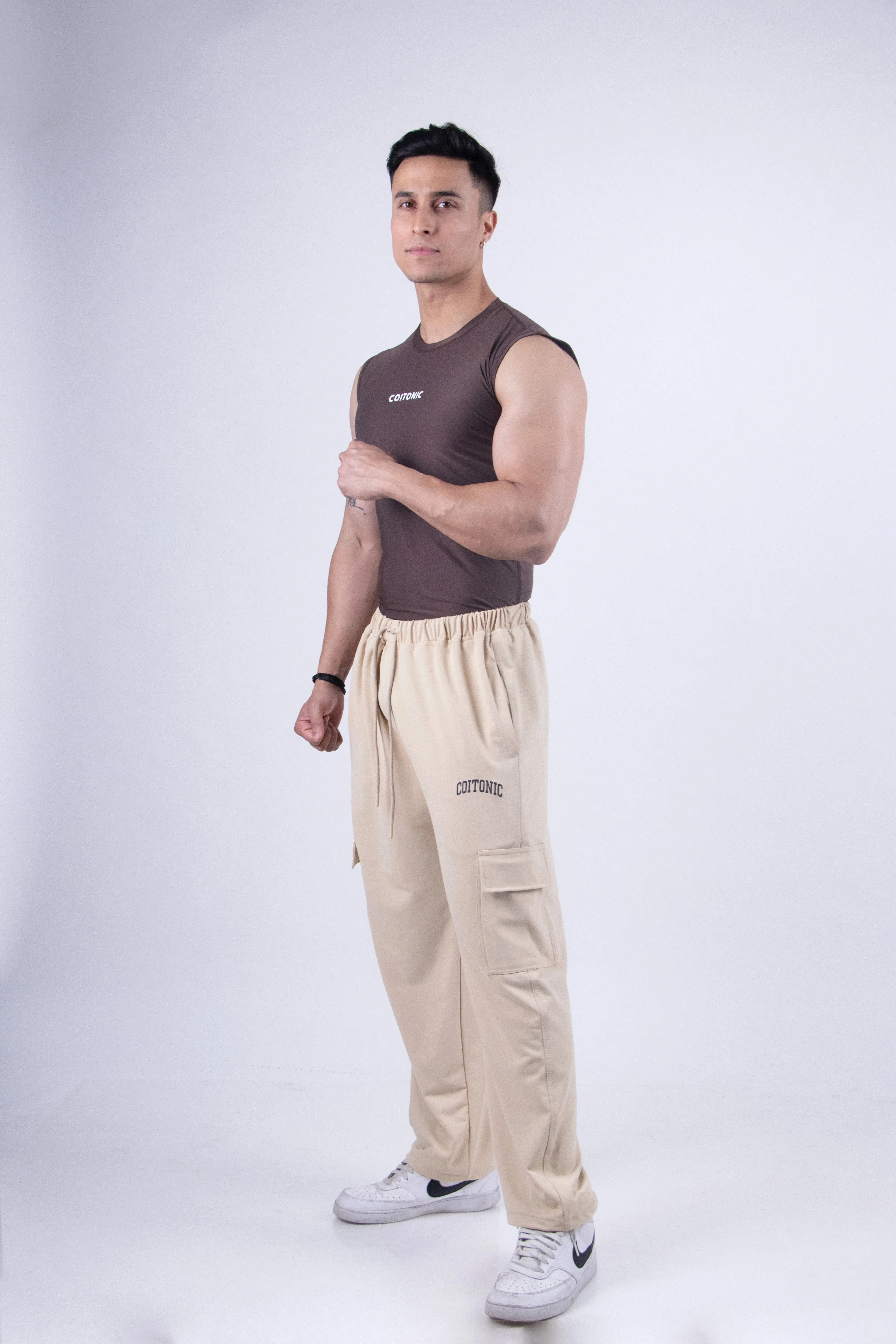 Compression Sleeveless Tank - Image 14
