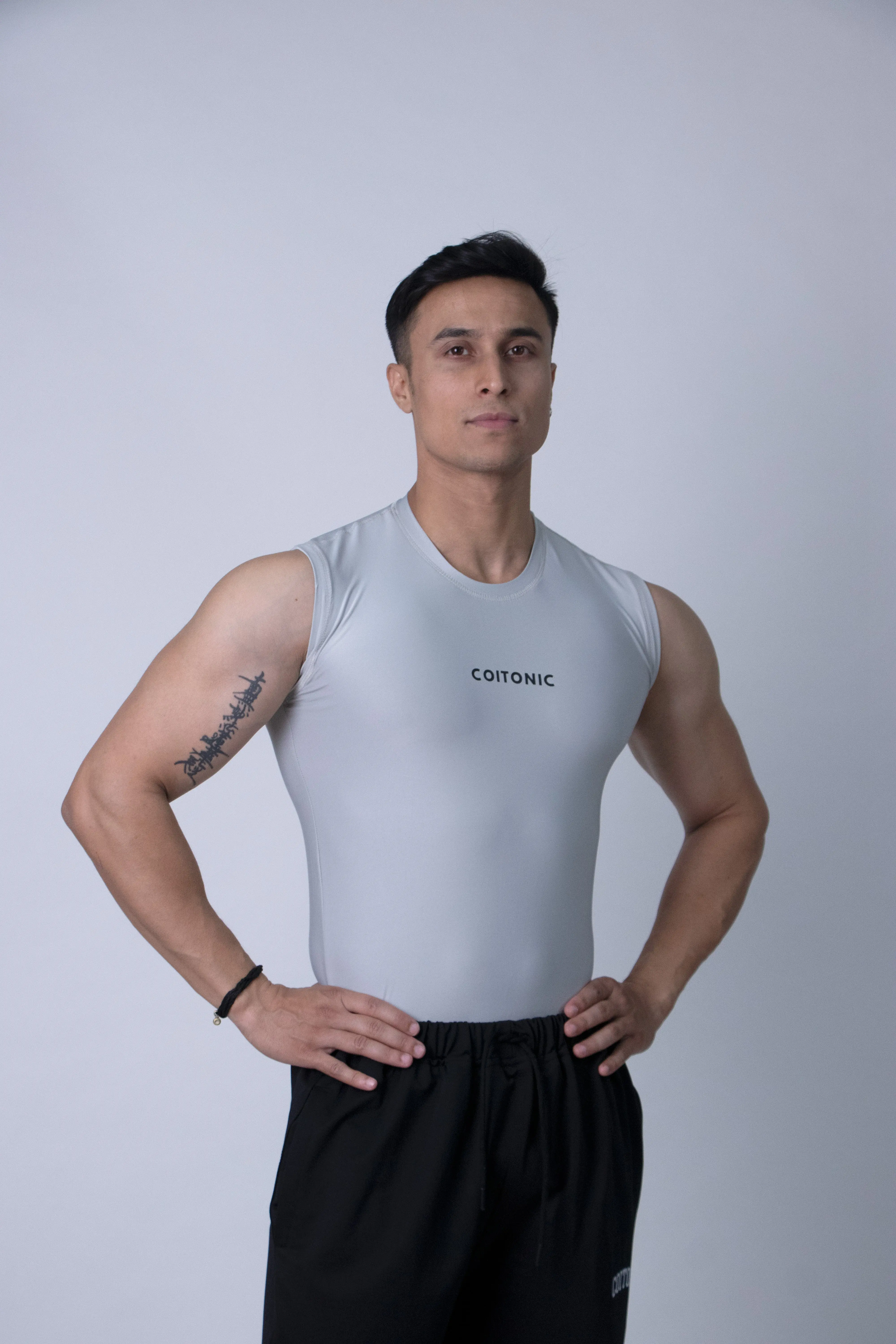Compression Sleeveless Tank - Image 24
