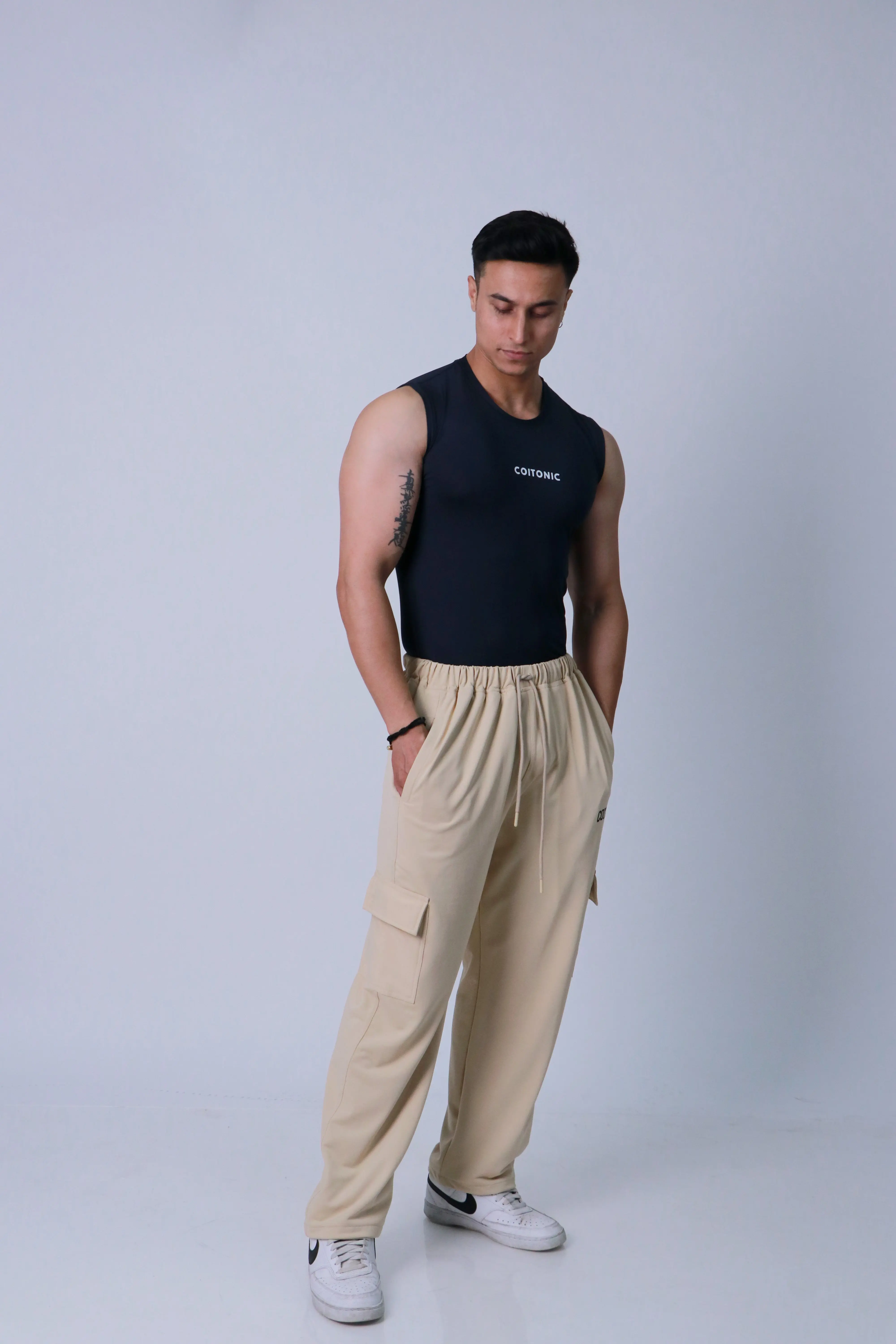 Compression Sleeveless Tank - Image 34