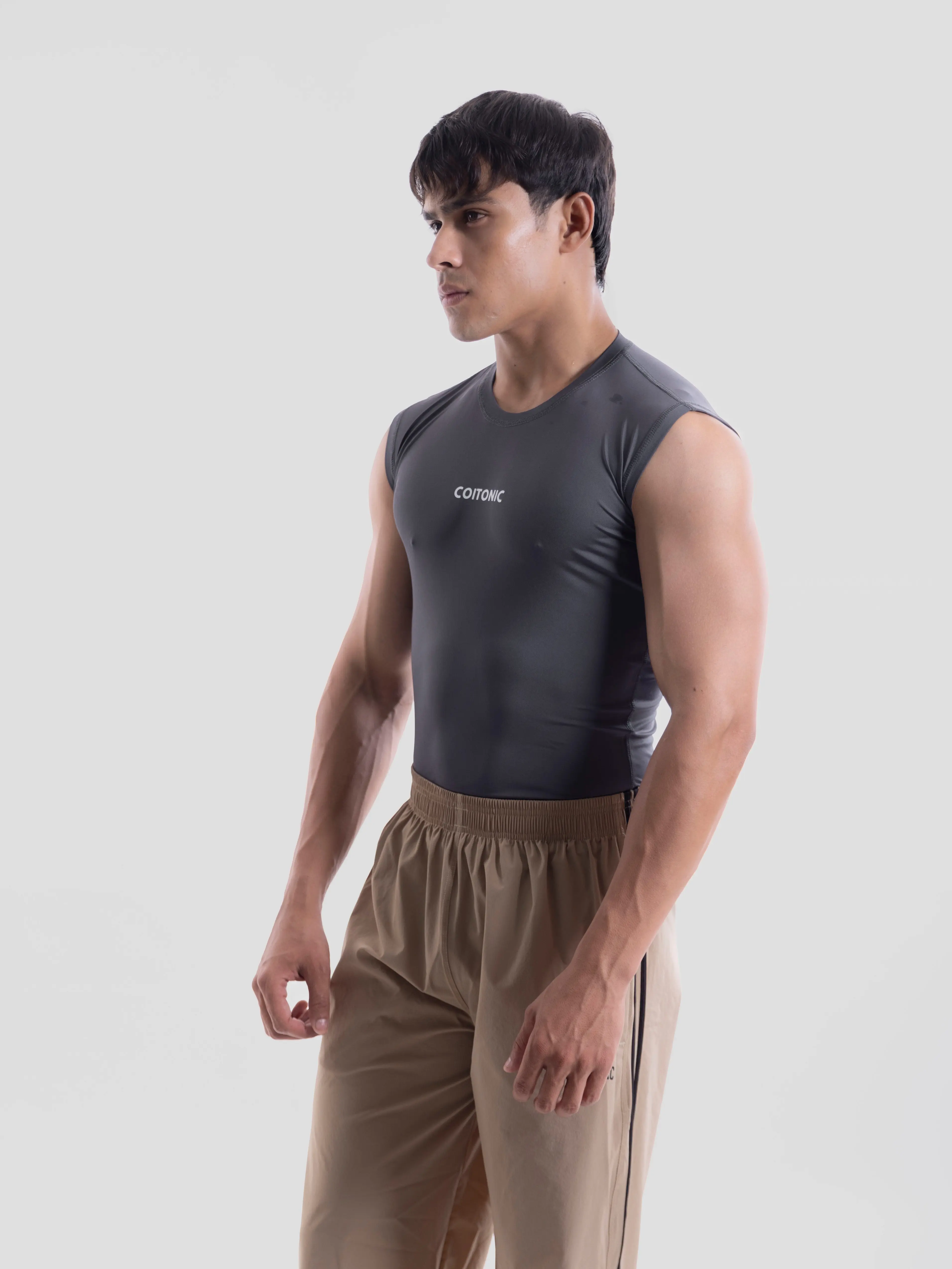 Compression Sleeveless Tank - Image 46