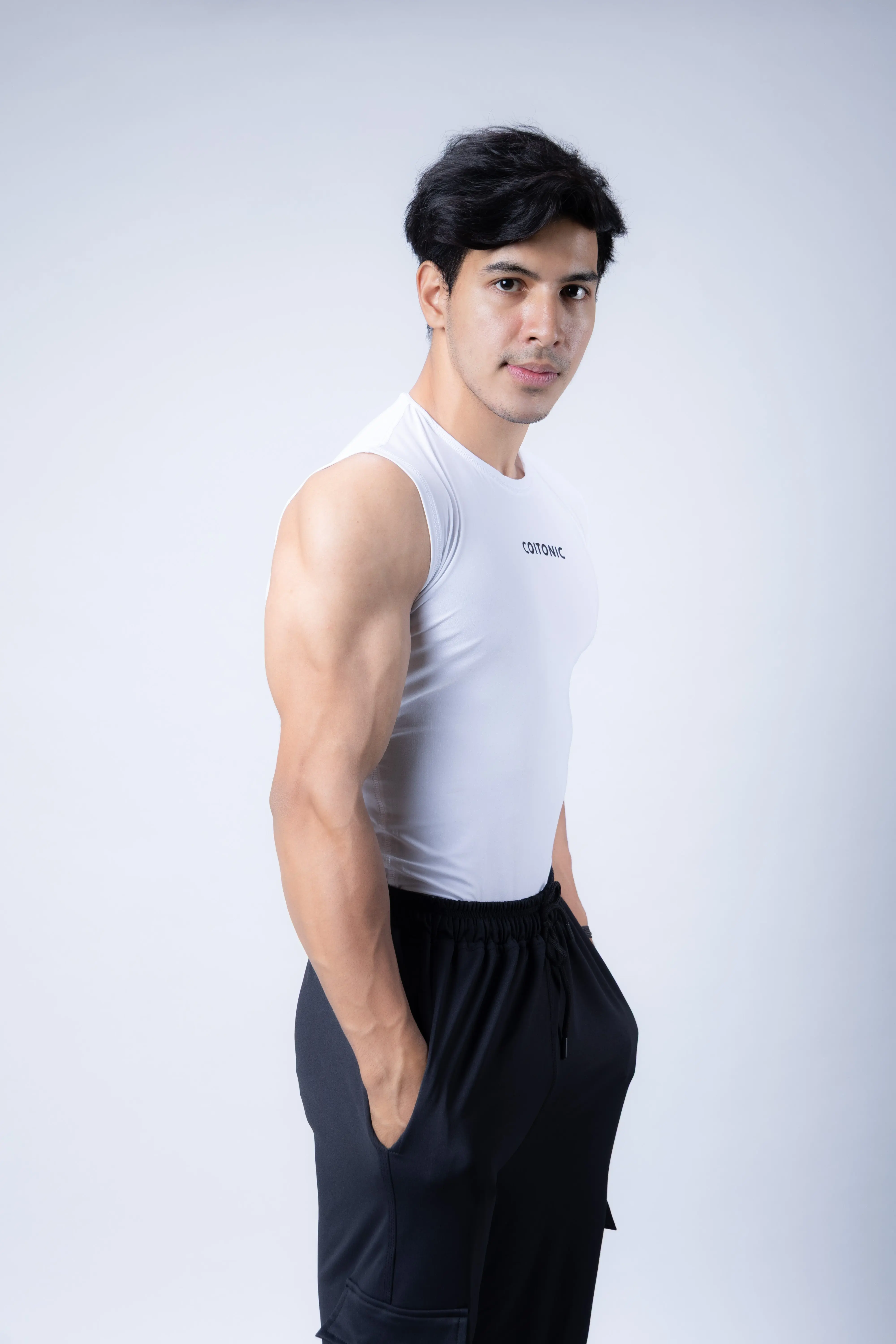 Compression Sleeveless Tank - Image 5