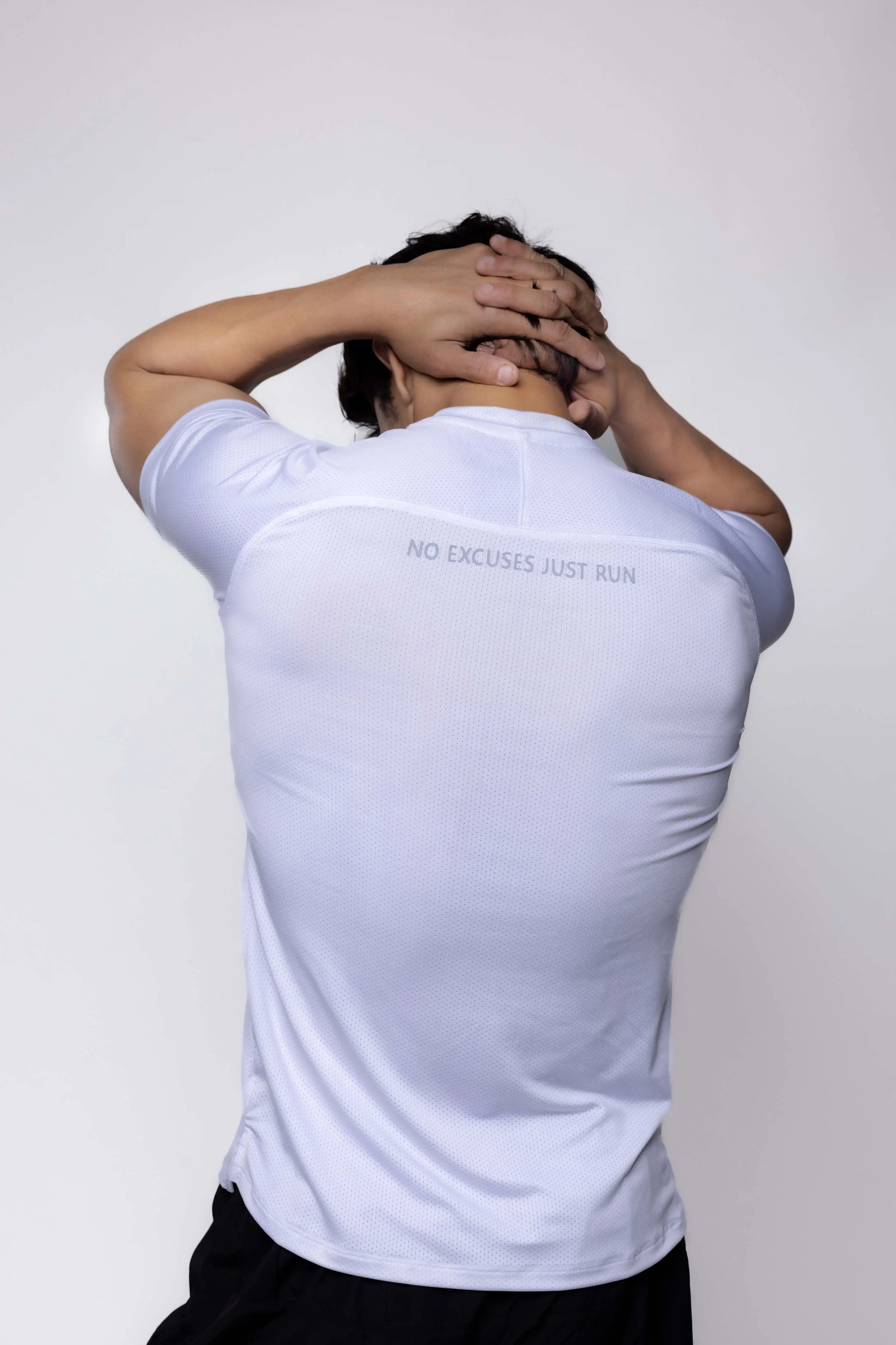 Elite Lightweight Running T-shirt - Image 17