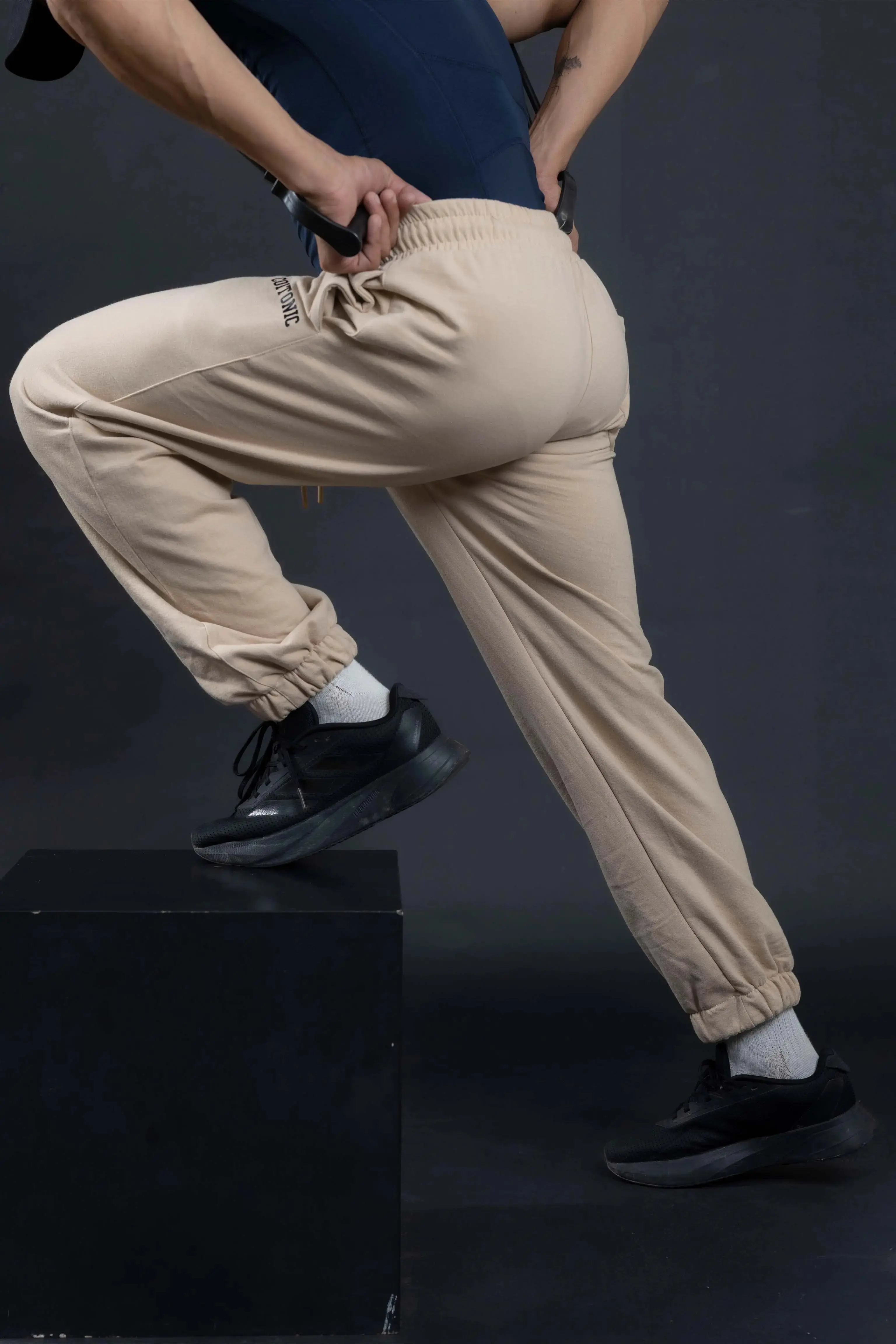 Heavy-Duty Fleece Sweatpants - Image 9