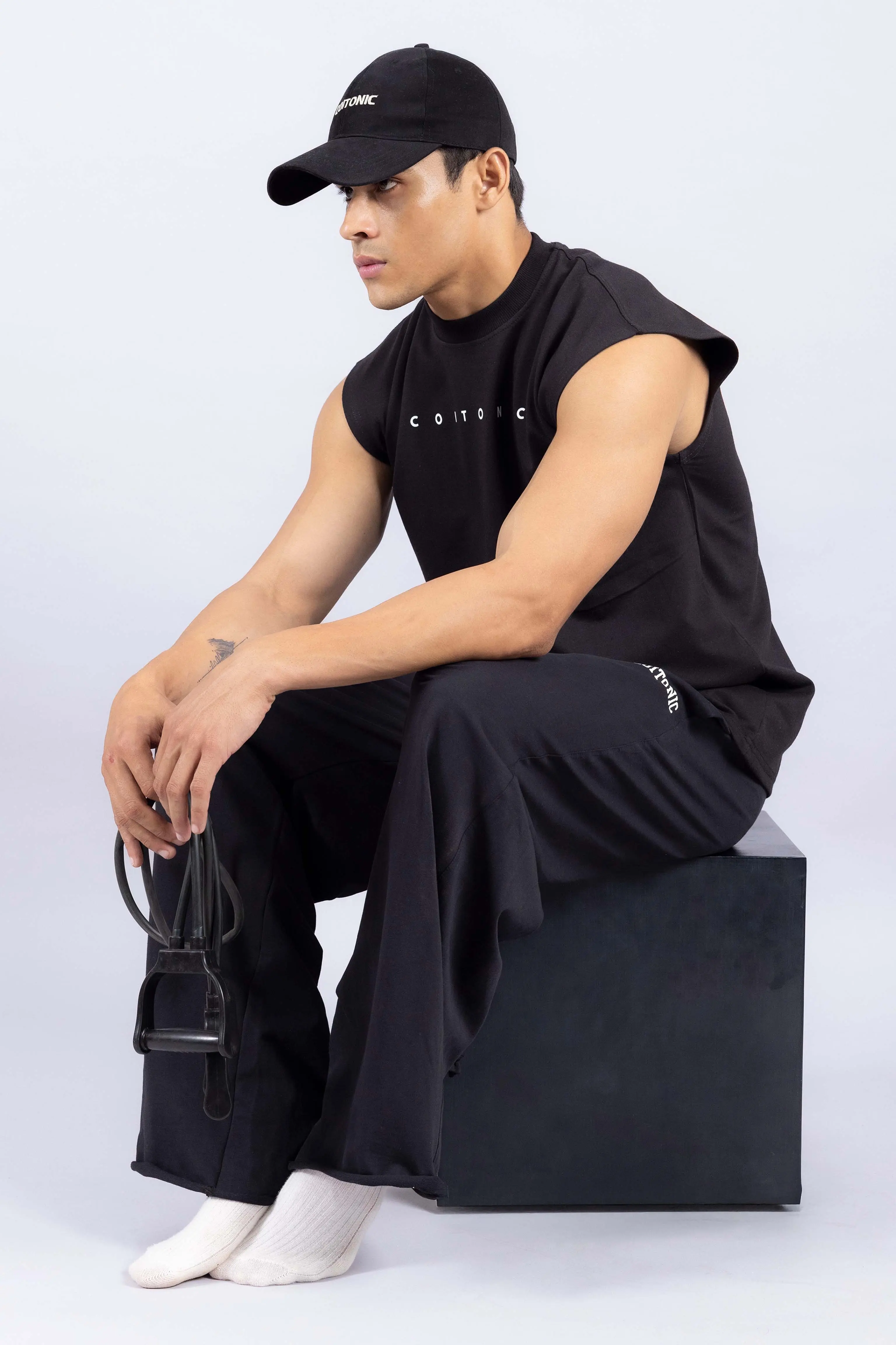 LIFTING CLUB BOXY TANK - Image 4