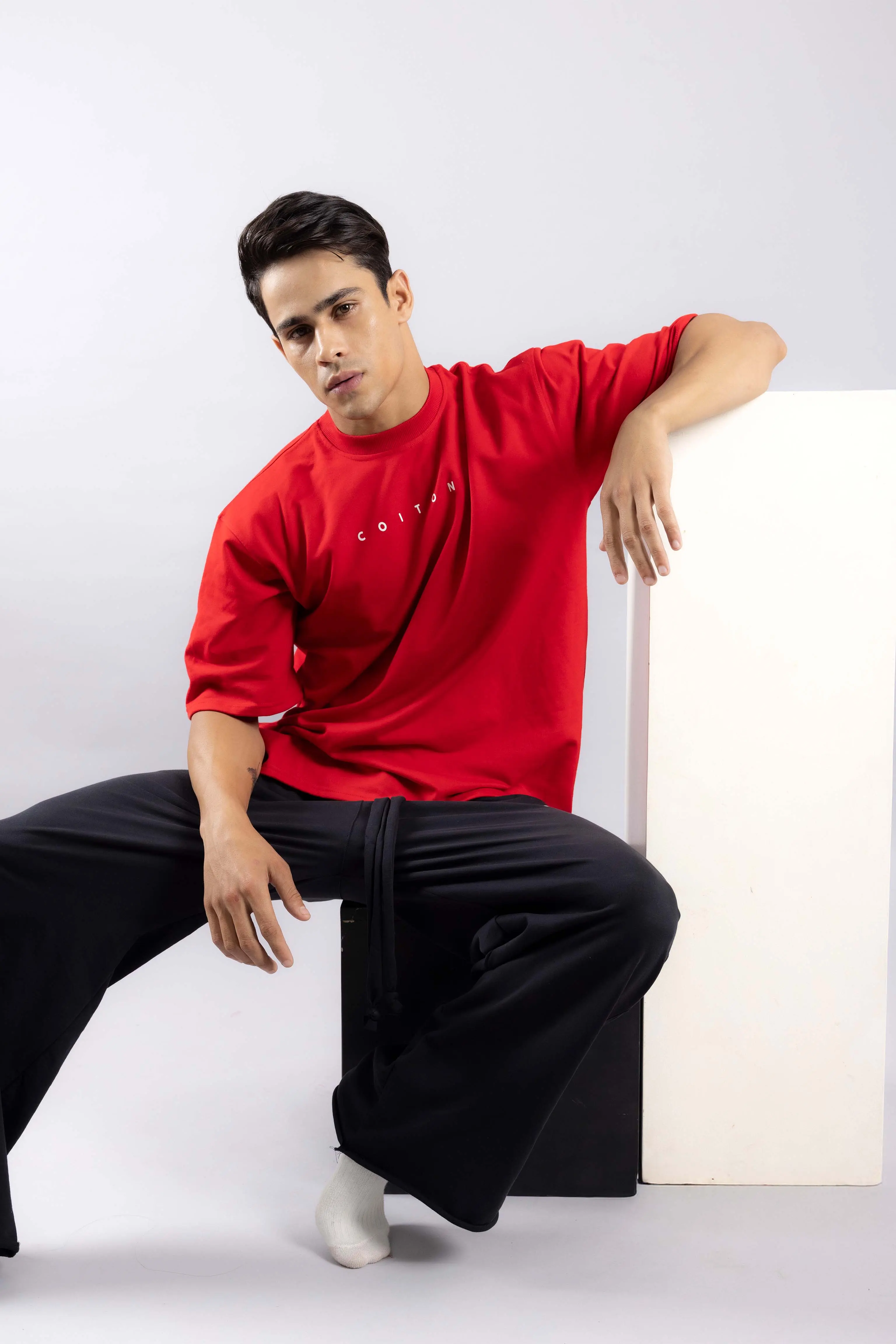 LIFTING CLUB OVERSIZED T-SHIRT - Image 4