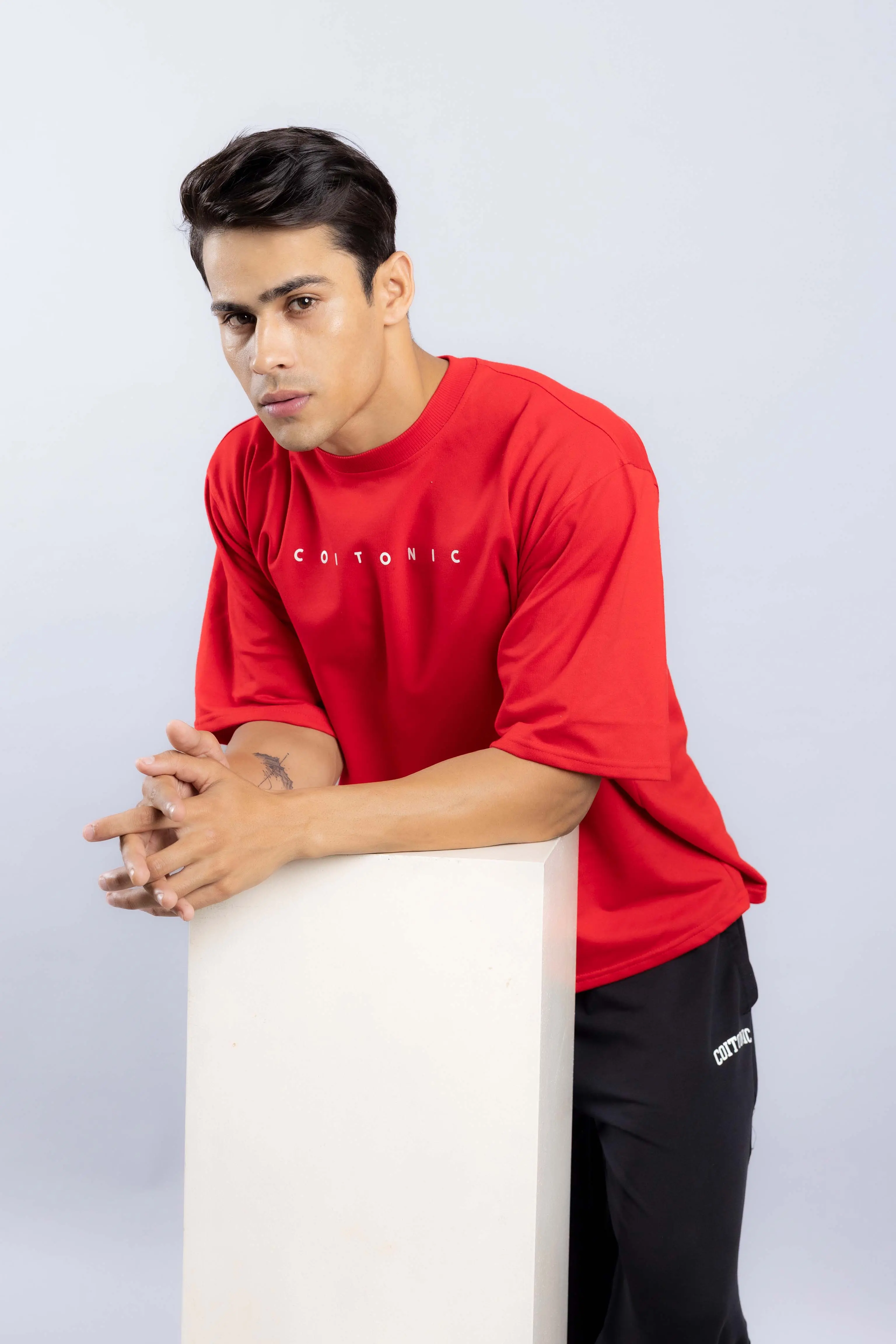 LIFTING CLUB OVERSIZED T-SHIRT - Image 6