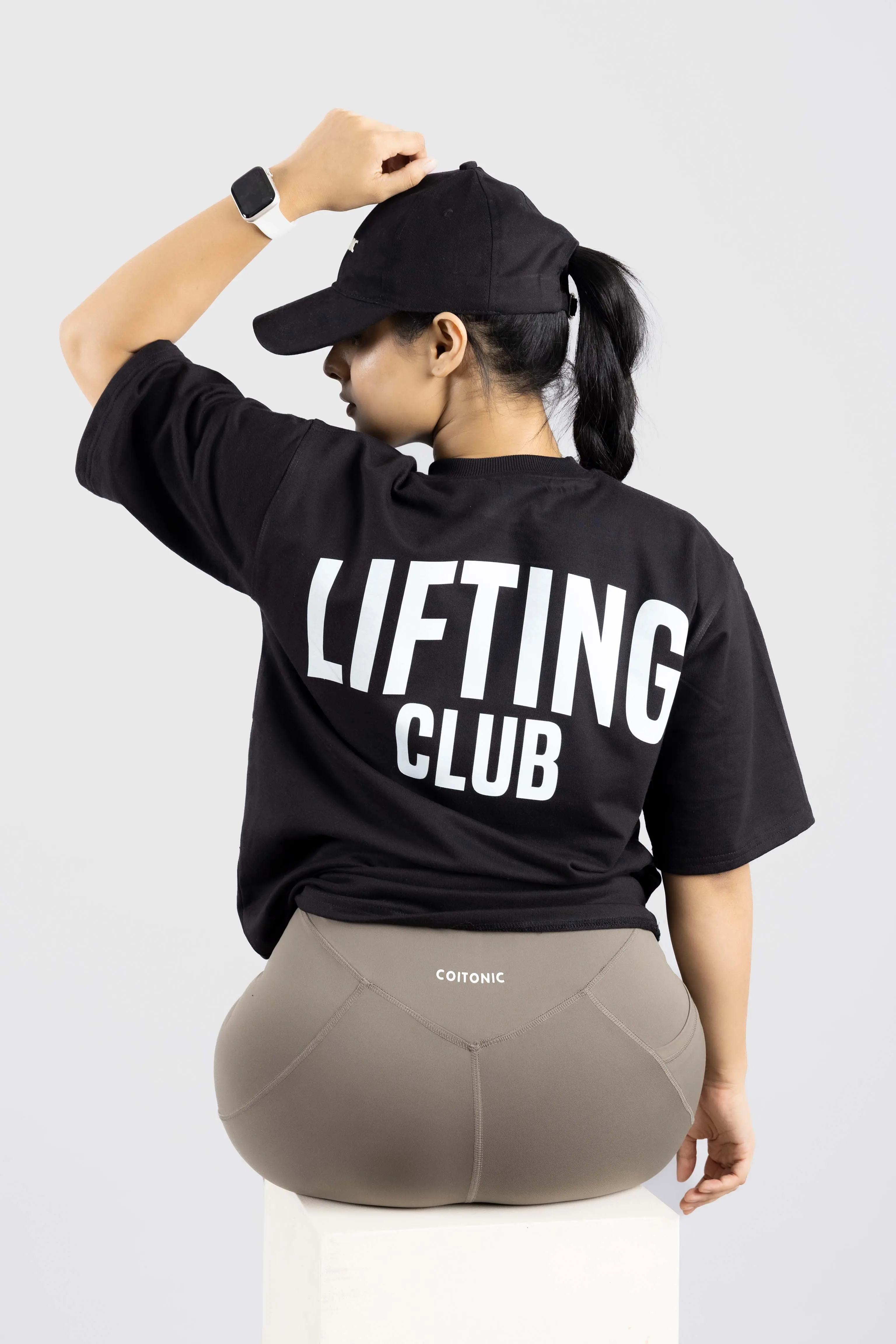 LIFTING CLUB OVERSIZED T-SHIRT [ women's ] - Image 12