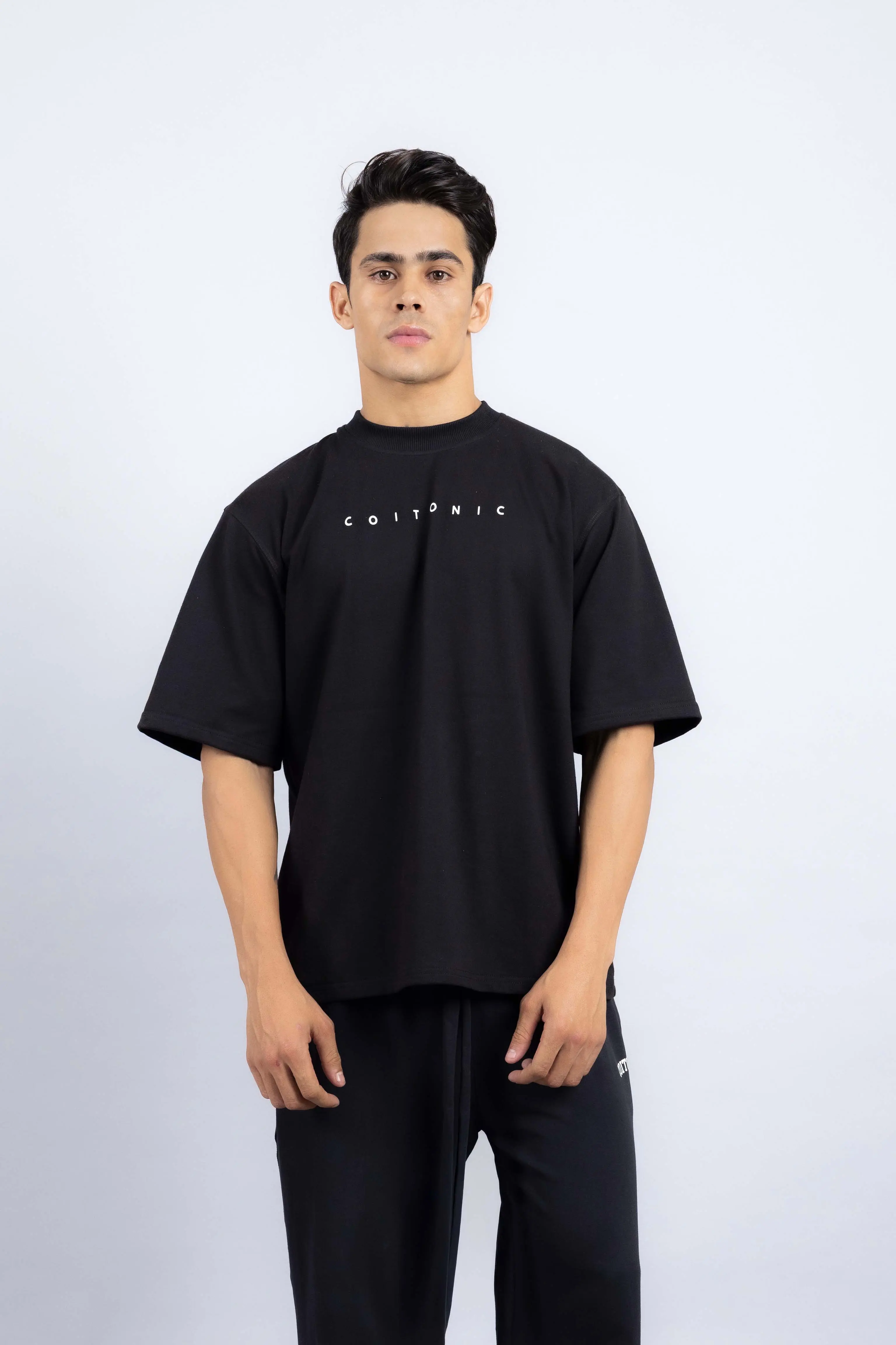 RUNNING CLUB OVERSIZED T-SHIRT - Image 13